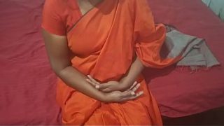 Wanita Asia mainin diri sendiri, nafas berat, jari basah, nikmatin sendiri.