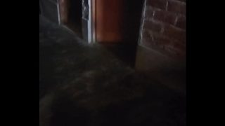 Ibu muda single ngajak masuk rumah gegara duit, badan langsung dimanfaatin.