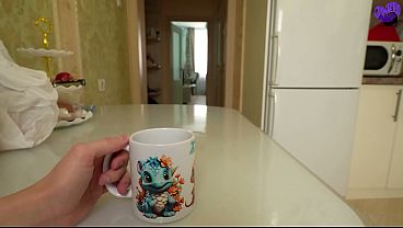 Pagi-pagi udah dijilat dalem sama mama tiri