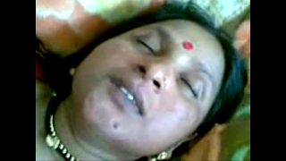 Ngentot sama tante desa India di depan suaminya – XVIDEOS.COM