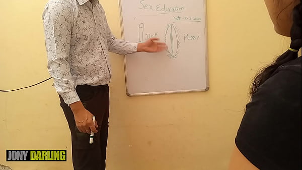 Guru les India cabul ngajarin muridnya apa itu memek dan kontol, omongan kotor Hindi jelas banget dari Jony Darling