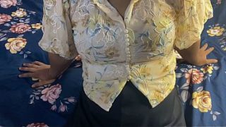 Nagma Bhabhi ke rainy season mein chudai, Hindi voice, baru sexy xXx video hot banget.
