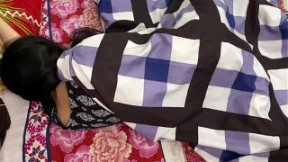 Ngewe bareng Bhabhi Punjabi, kontol masuk ke pantat gede sampe muncrat