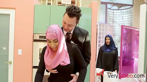cewek arab berhijab dijabut sama Ella Knox