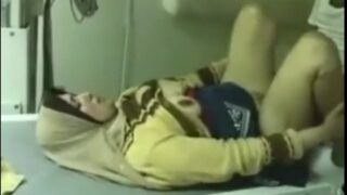 Bokep Tante Muslim Montok di Ngentot Dokter di Kamar MMS