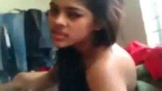 Colok kontol mahasiswi sama pacar di kosan