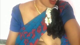 Ngentot seru sama tante desi montok, jari main di lubang memek basah