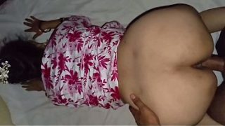 Desi gadis desa, pantat gede bikin mabuk kepayang