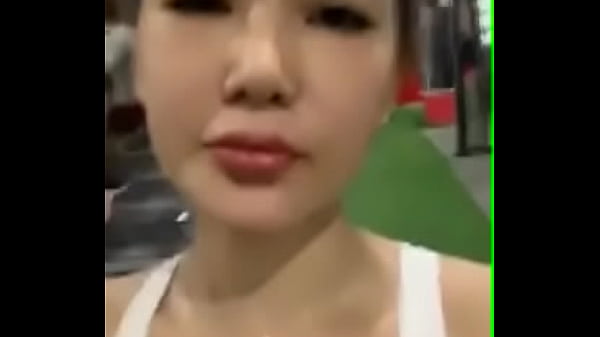 Cô trang live 2, bikini xé toạc, móc cặc sướng quá chảy nước