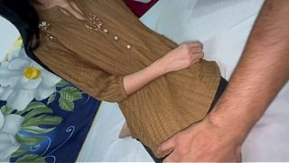 Aku bawa cewekku Vishali ke hotel, langsung robek perawannya malam itu juga.