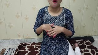 Xxx तेरी सौतेली बहन को चोद दिया बड़े सौतेले भाई ने हिंदी आवाज़ में, गर्म और गंदी